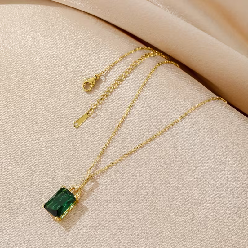 Luksusowy naszyjnik szmaragdowy