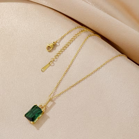 Luksusowy naszyjnik szmaragdowy