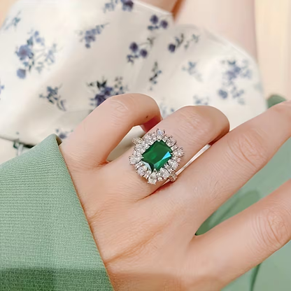 Imperialny pierścionek halo